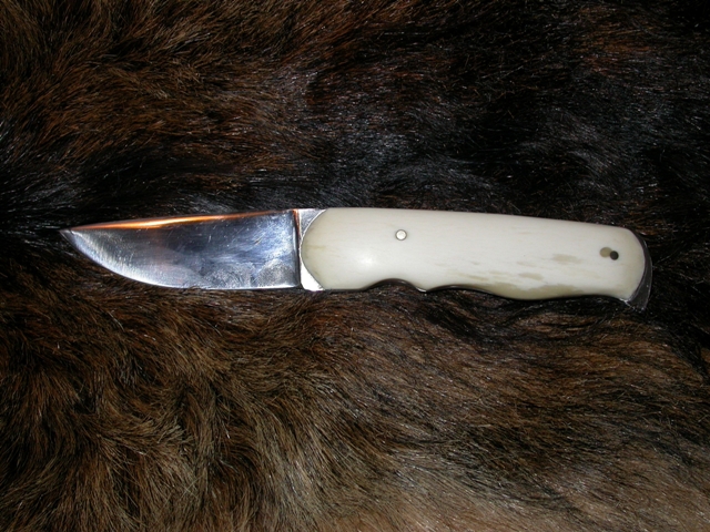 Jagtkniv med fuld tange